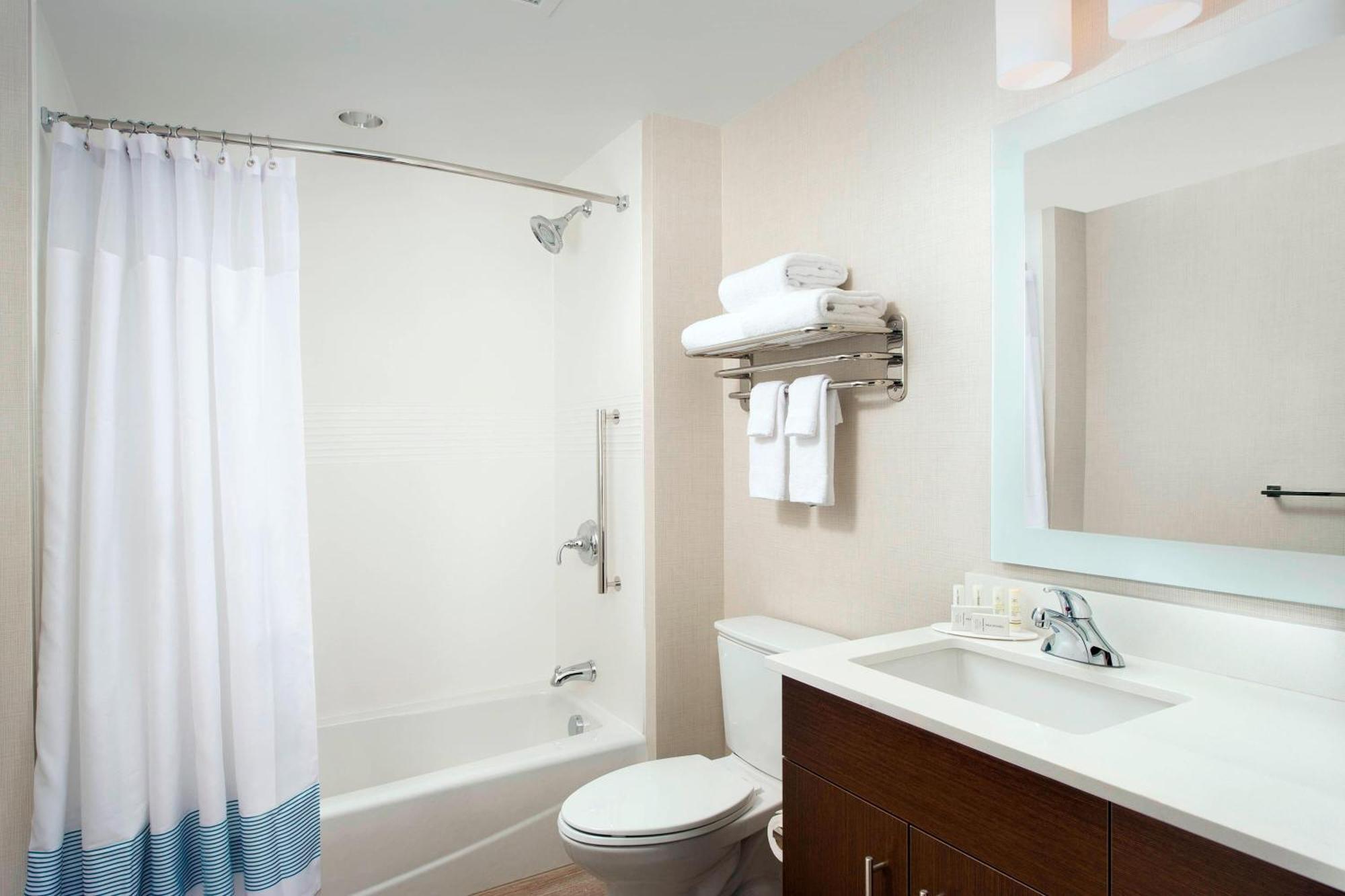 Towneplace Suites By Marriott Alexandria Fort Belvoir Mount Vernon Экстерьер фото